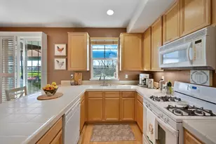 6550 Hearthstone Cir, Rocklin, CA 95677 - Photo 10