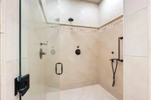 1210 Arden Hills Ln, Sacramento, CA 95864 - Photo 32