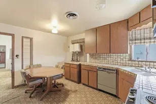 1833 Richard Way, Ceres, CA 95307 - Photo 8