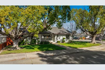 525 W Tokay Street, Lodi, CA 95240 - Photo 2