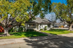 525 W Tokay St, Lodi, CA 95240 - Photo 2