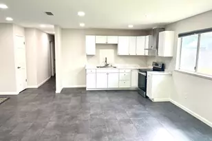 9342 Los Torres Dr, Elk Grove, CA 95624 - Photo 6