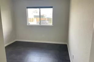 9342 Los Torres Dr, Elk Grove, CA 95624 - Photo 14