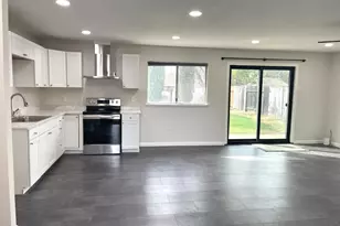 9342 Los Torres Dr, Elk Grove, CA 95624 - Photo 4