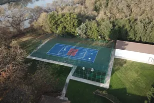 10676 Wilton Rd, Elk Grove, CA 95624 - Photo 16