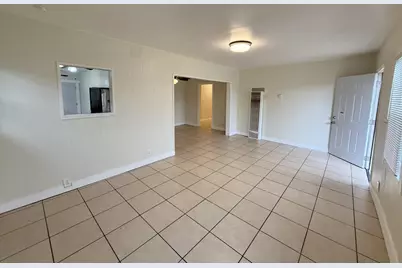 223 Rosemont Avenue, Modesto, CA 95351 - Photo 8