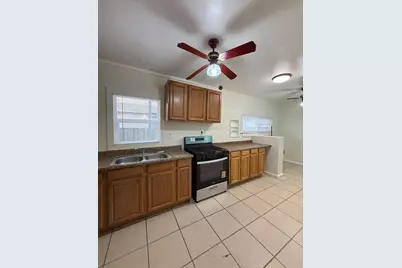 223 Rosemont Avenue, Modesto, CA 95351 - Photo 12