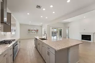 4651 Trumpet Lily Wy, Roseville, CA 95747 - Photo 14