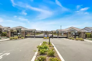 4651 Trumpet Lily Wy, Roseville, CA 95747 - Photo 32