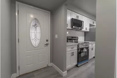 185 Estes Way, Sacramento, CA 95838 - Photo 6