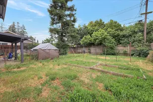 738 Costa Dr, Lodi, CA 95240 - Photo 4