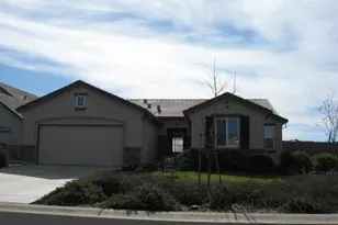 1810 St Croix Ct, Plumas Lake, CA 95961 - Photo 2