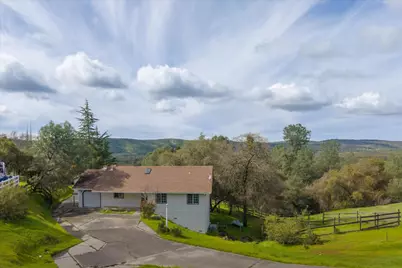 2352 Arrowhead Street, Copperopolis, CA 95228 - Photo 2