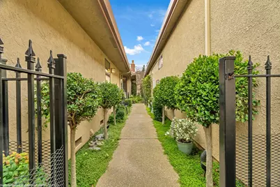 2459 Macarthur Parkway, Lodi, CA 95242 - Photo 4