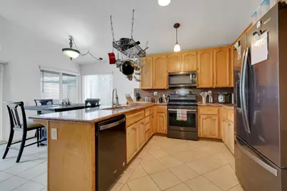 8115 Sonoma Hills Way, Sacramento, CA 95828 - Photo 10