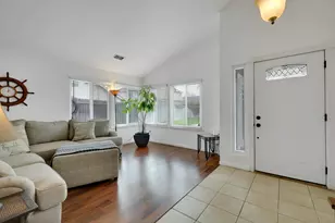 8115 Sonoma Hills Way, Sacramento, CA 95828 - Photo 4