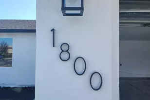 1800 Duncan Dr, Tracy, CA 95376 - Photo 2