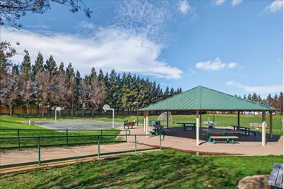 1011 Tulloch Drive, Tracy, CA 95304 - Photo 52