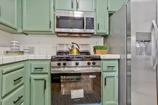 8573 Meandering Way, Antelope, CA 95843 - Photo 10