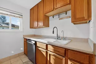 6442 Auburn, Citrus Heights, CA 95621 - Photo 8