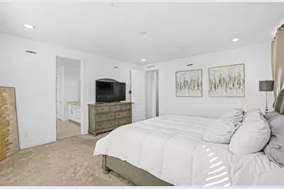 8629 Lakha Circle, Sacramento, CA 95828 - Photo 30