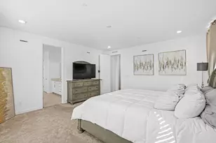 8629 Lakha Cir, Sacramento, CA 95828 - Photo 30