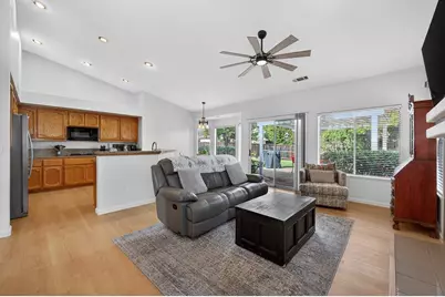 2040 Bates Circle, El Dorado Hills, CA 95762 - Photo 6