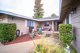 1695 Tamarack Dr, Yuba City, CA 95991 - Photo 6