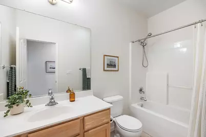 2221 Bay Horse Lane, Sacramento, CA 95835 - Photo 32