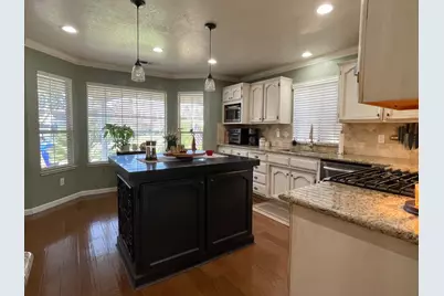 1689 Greenwood Way, Yuba City, CA 95993 - Photo 10