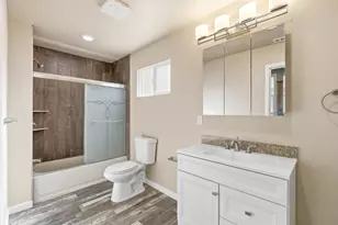 29 S Sierra Nevada St, Stockton, CA 95205 - Photo 6