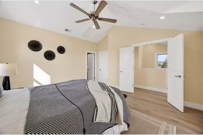 25265 Carlsbad Avenue, Davis, CA 95616 - Photo 32