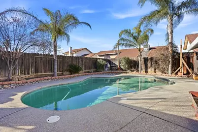 537 Elmwood Drive, Los Banos, CA 93635 - Photo 38