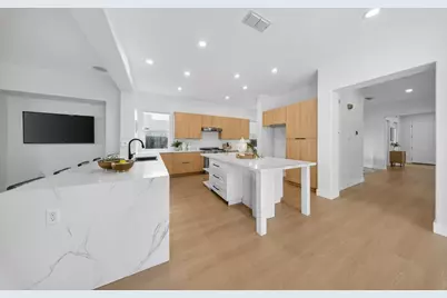 5419 Mariolyn Way, Elk Grove, CA 95757 - Photo 4