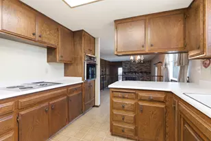 1421 Glenhaven Dr, Modesto, CA 95355 - Photo 12