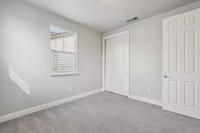 10025 Winkle Circle, Elk Grove, CA 95757 - Photo 36