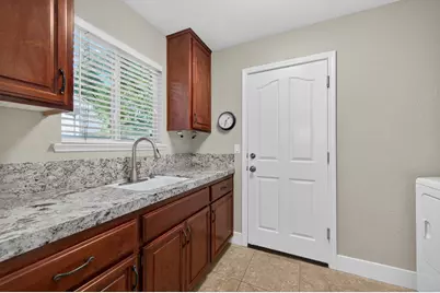 11871 Silver Cliff Way, Gold River, CA 95670 - Photo 26