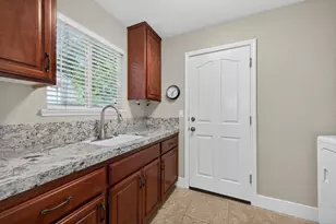 11871 Silver Cliff Way, Gold River, CA 95670 - Photo 26