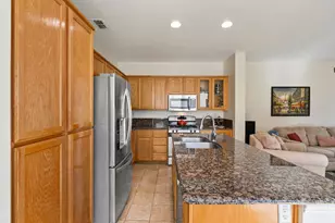 2070 Fenmore Way, Sacramento, CA 95835 - Photo 16