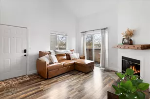 1019 Dornajo Way, Sacramento, CA 95825 - Photo 4