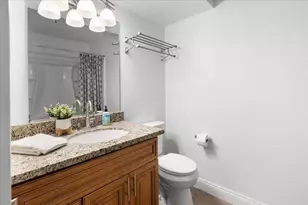 1019 Dornajo Way, Sacramento, CA 95825 - Photo 14