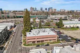 2555 3rd St, Sacramento, CA 95818 - Photo 32