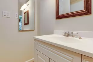 5900 Yeoman Way, Citrus Heights, CA 95610 - Photo 18