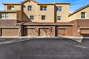 50 Regency Park Cir, Sacramento, CA 95835 - Photo 2