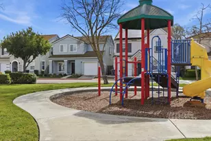 1516 Fog Bank Dr, Stockton, CA 95204 - Photo 12