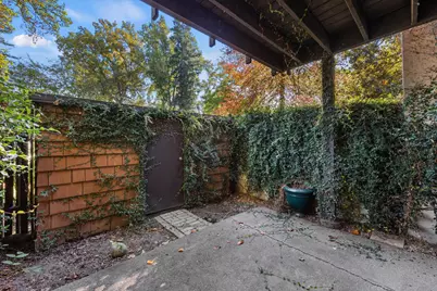 2241 Woodside Lane #4, Sacramento, CA 95825 - Photo 12