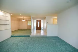 1001 Winsted Ln, Modesto, CA 95355 - Photo 10