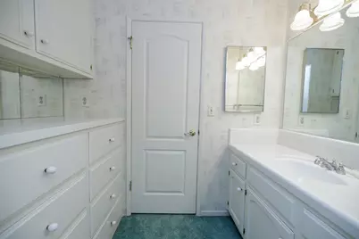 1001 Winsted Lane, Modesto, CA 95355 - Photo 28