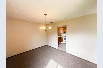 1118 Fallbrook Drive, Stockton, CA 95210 - Photo 10