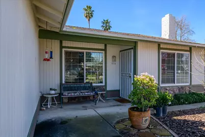 8714 Grayling Way, Sacramento, CA 95826 - Photo 2